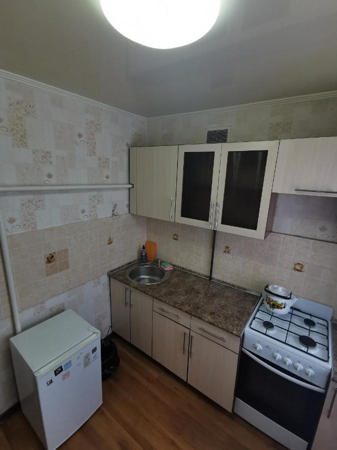 1 Комн Апартаменты В Центре Рядом С Парком Kostanai Exterior foto