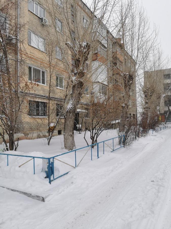 1 Комн Апартаменты В Центре Рядом С Парком Kostanai Exterior foto