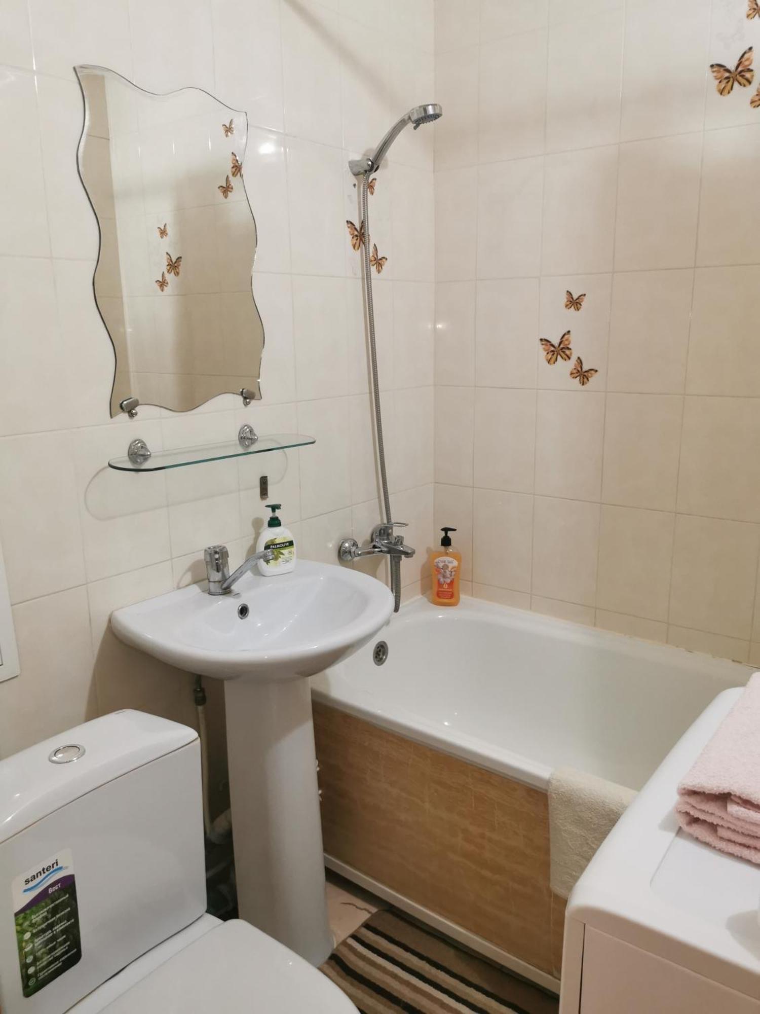 1 Комн Апартаменты В Центре Рядом С Парком Kostanai Exterior foto
